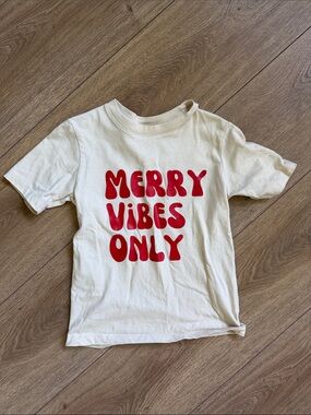 Kids Cream 'Merry Vibes Only' Graphic Tee with Red Print